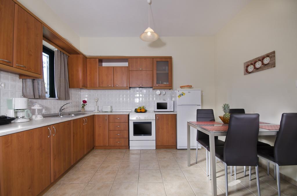 Villa Alimedon Almirida Стая снимка