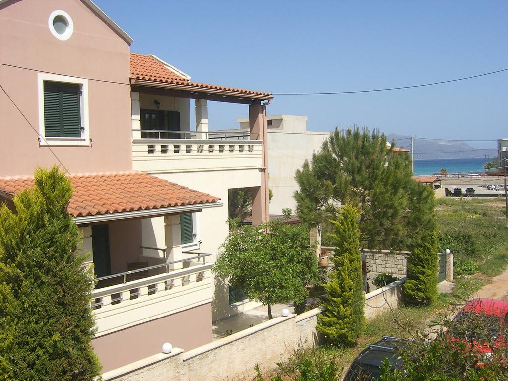 Villa Alimedon Almirida Екстериор снимка
