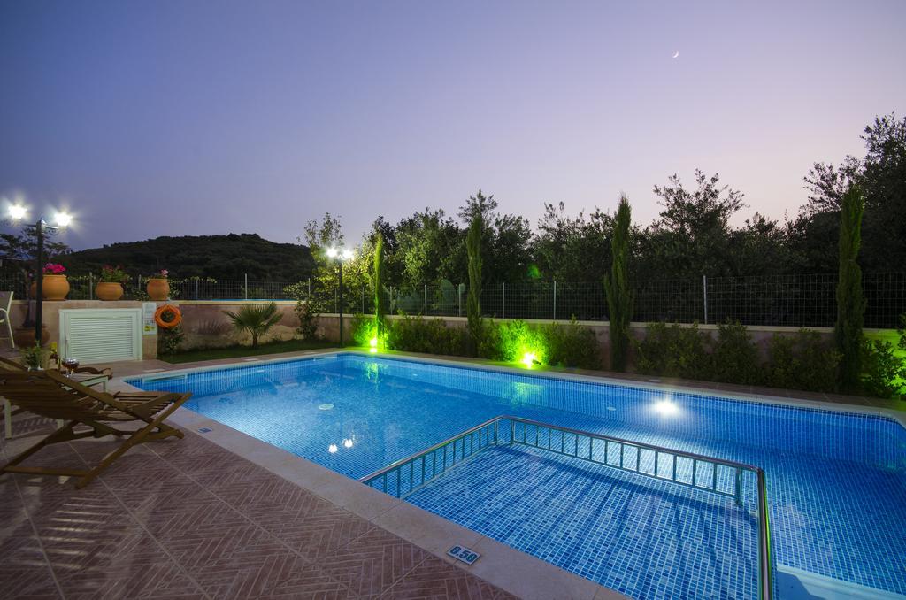 Villa Alimedon Almirida Екстериор снимка